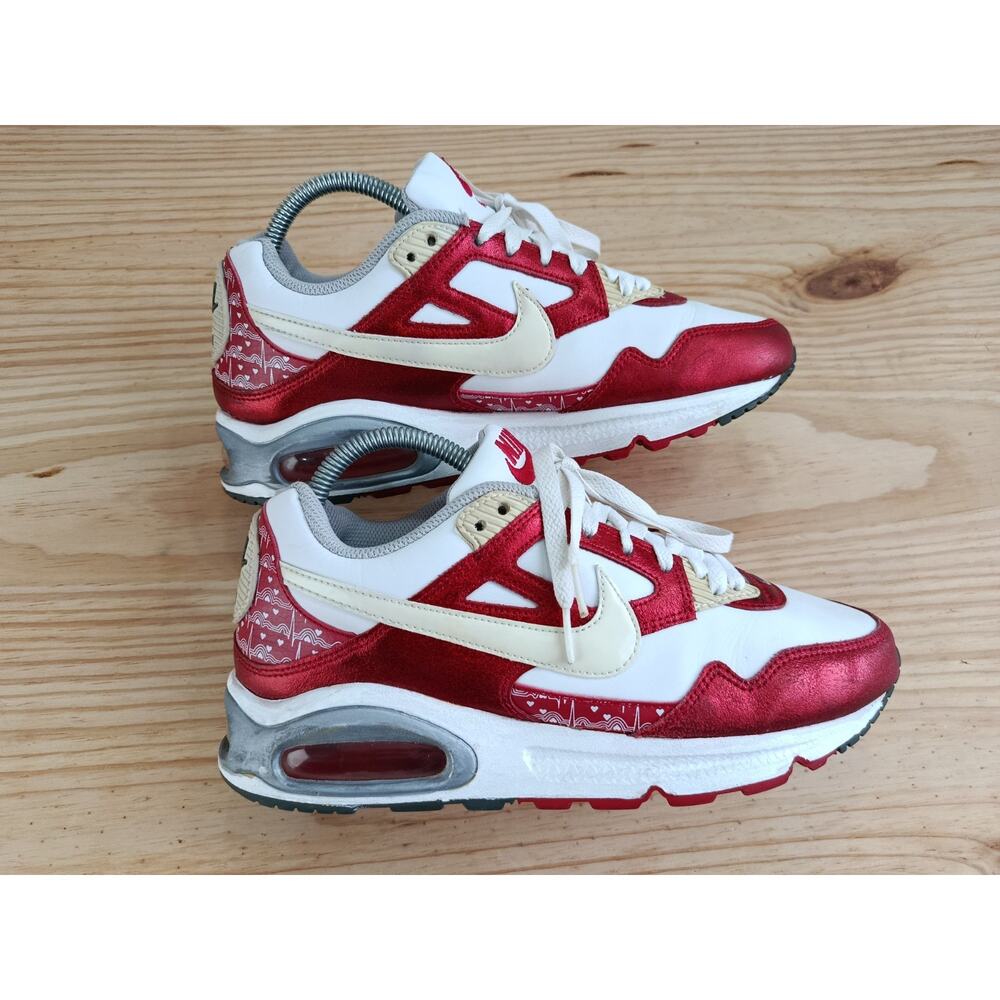 Nike Air Max Skyline Valentine's Day Edition Sneakers (2009) - Size 8.5 US - Picture 8 of 11
